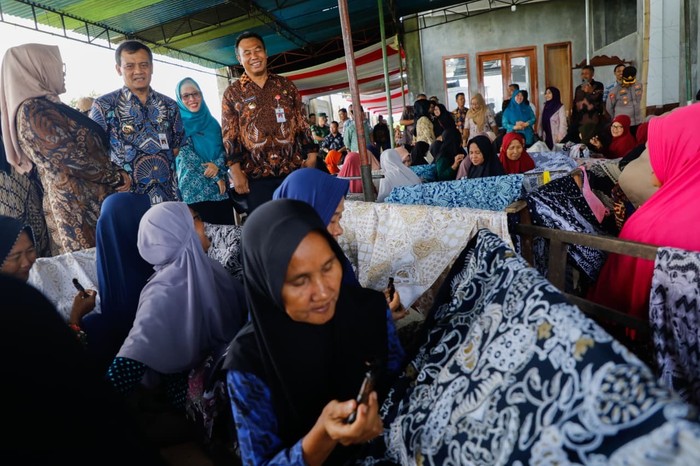 **Ekonomi Kreatif Jateng Menerobos Rekor, Ekspor Tembus Rp53 Triliun!**