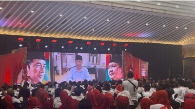 [Jokowi: Video Projo, Relawan Harus Tetap Bekerja!