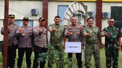 Tanam Pohon di Polres Siak, Danrem Dukung Polisi Hijau!