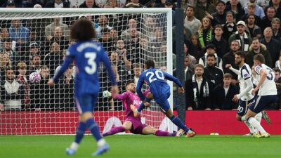 **Tottenham Vs Chelsea: The Blues Unggul 1-0 di Babak Pertama, Joao Pedro Cetak Gol!**