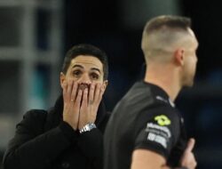 **Arteta: Arsenal Bermain Gemilang di Babak Pertama, Namun Lesu di Kedua**