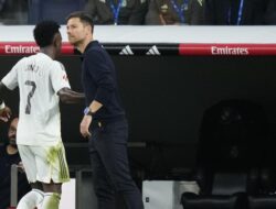 “Gagalnya Penalti Vinicius, Alonso Ungkapkan: Mbappe Baru Penyelamat Madrid!”