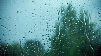 Hujan Ringan Menyapa Jaksel dan Jaktim, Siapakah yang Terdampak?