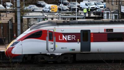 Horor Penusukan Massal di Kereta Inggris, Pelaku Diyakini Beraksi Sendirian – Update 1