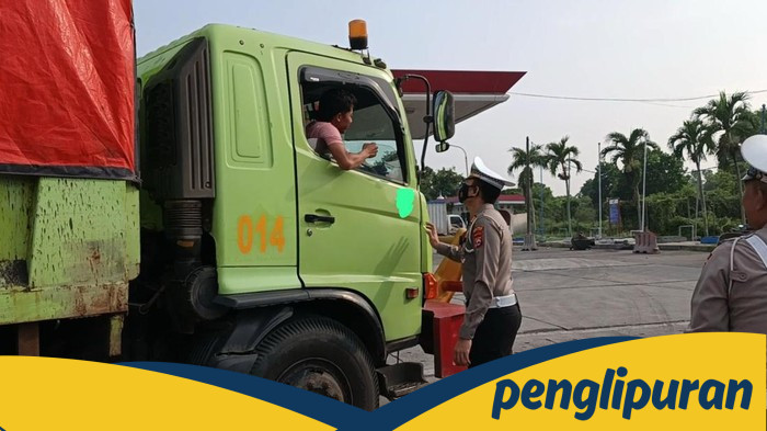 Polisi Minta Truk Tambang Putar Balik, Gegara Langgar Jam Operasi di Serang!