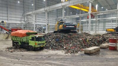 “RDF Rorotan Diprotes Warga karena Bau, Pramono Hentikan Sementara Uji Coba: Bau Menyengat atau Peningkatan Kualitas Hidup?”