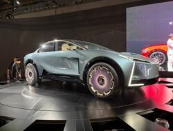 Bos Lexus Kaget, Toyota Proklaimasi Century Sebagai Ratu Mobil Termewah!