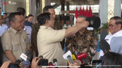 Canda Prabowo ke Menhub dan Mensesneg Usai 1 Tahun Kerja: Mulai Botak, Tapi Hasil Apa?