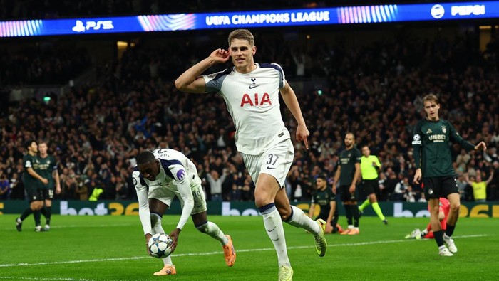 **Tottenham Vs Copenhagen: Spurs Pesta 4-0 dengan Permainan Menawan**