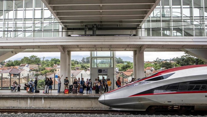 Prabowo Dorong Kereta Cepat ke Banyuwangi, Dasco Minta Ekstensi ke Jogja
