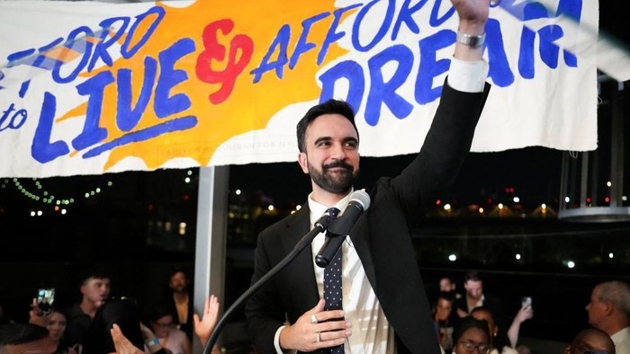 **Quick Count Pilwalkot New York: Zohran Mamdani Terdepan dengan 49,6% Suara**