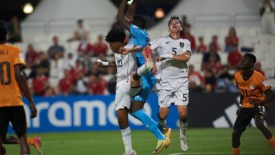 **Mathew Baker: Timnas U-17 Mestinya Bisa Cegah Gol-gol Zambia! Pertandingan Menegangkan Piala Dunia U-17 2025**