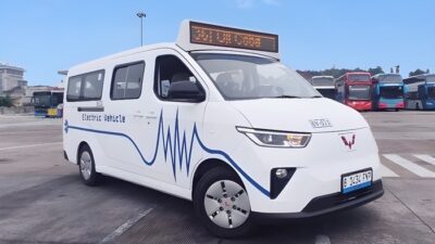 Wuling Uji Coba Mitra EV Bersama Transjakarta: Transformasi Transportasi Ramah Lingkungan