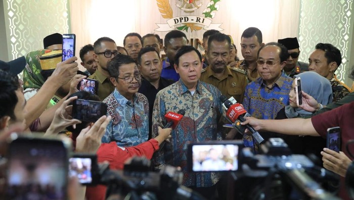 Ketua DPD Sebut Gelar Pahlawan Soeharto Tak Jadi Masalah, Apa yang Diperdebatkan?