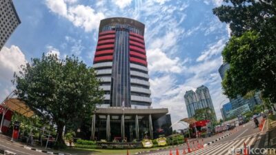 KPK Geledah Rumah Dinas Gubernur Riau Abdul Wahid dalam Penyidikan Kasus Pemerasan