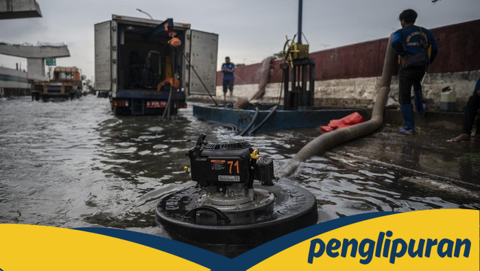 Rob Menyerang Pesisir Jakarta, Pasukan Pompa Biru Berjuang Cegah Bencana