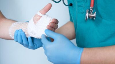 Tangani Pasien Kecelakaan Parah, Dokter India Ganti Jempol Tangan dengan Jari Kaki – Update 1