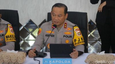 Kapolda Metro Meluncur ke TKP Ledakan di SMAN 72 Kelapa Gading: Tersangka Terungkap, Warga Berdesak-desakkan