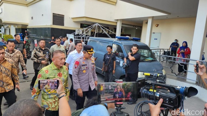 Wamenko Polkam Ungkap Senjata di TKP Ledakan SMAN 72 Jakarta Ternyata Mainan: Benda Mirip Senjata Api Ternyata Senjata Mainan