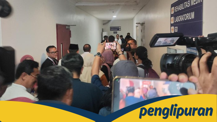 Usai dari SMAN 72, Pramono Tengok Korban Ledakan di RS Islam Cempaka Putih: Kejutan Mengejutkan di Balik Tragedi