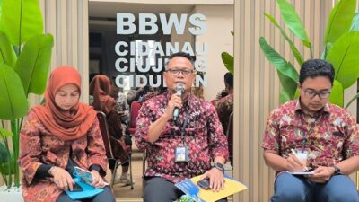 CEGAH BANJIR, BBWS C3 BANTEN KURANGI VOLUME AIR DI BENDUNGAN