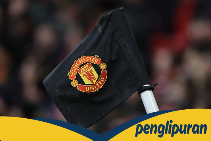 MU Hukum Fansnya Berat Ini Nggak Boleh Nonton di Stadion Tiga Tahun: Skandal Homofobik di Sosial Media