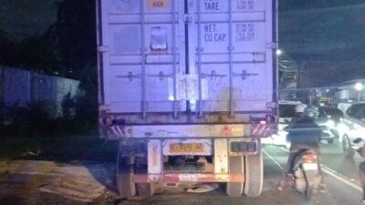 Bocah 3 Tahun Tewas Terlindas Truk Saat Nyeberang Jalan di Tangsel, tragedi yang menghantam keluarga