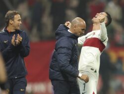 “Cristiano Ronaldo: Piala Dunia Bukan Tuan Tanah, Roberto Martinez Berikan Komentar”