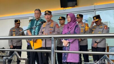 [Kapolri Sebut Dugaan Bullying di Balik Ledakan SMAN 72 Masih Didalami]