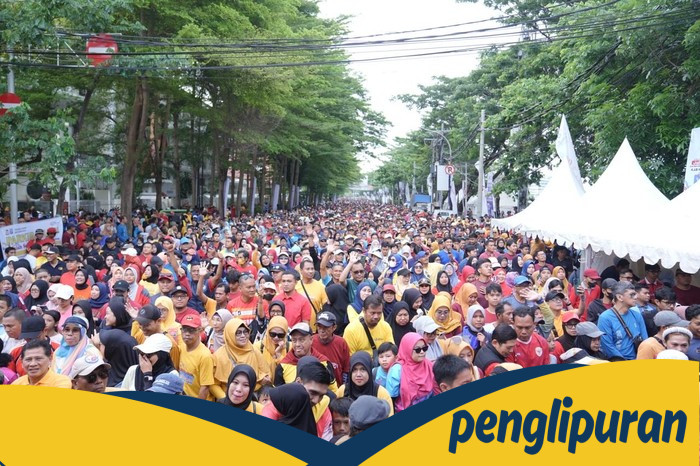 **418 Tahun Makassar, 31 Ribu Warga Gelorakan Semangat di Jalan Sehat**