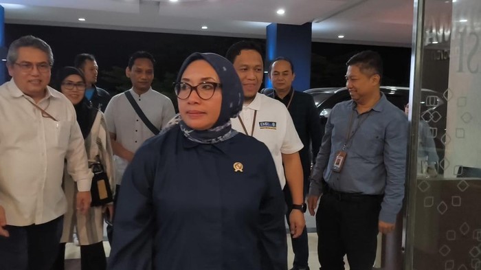 Menteri PPPA: Polisi Bersatu Renovasi Masjid SMA 72 Jakarta Usai Ledakan
