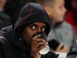 Man City vs Liverpool: Isak Siap Beraksi?