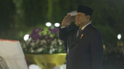 “Prabowo Pimpin Upacara Ziarah, Renungan Hari Pahlawan di TMP Kalibata”