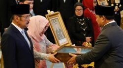 Media Asing Sorot Keputusan Kontroversial Gelar Pahlawan Soeharto