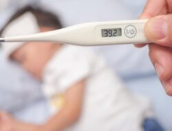 “Dokter Beberkan Ciri-ciri Demam pada Anak yang Bisa Picu Penyakit Jantung”