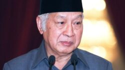 Fadli Zon: Soeharto Layak Jadi Pahlawan Nasional, Ini Alasannya!
