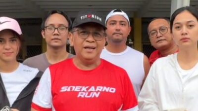 “Hasto Tolak Soeharto sebagai Pahlawan, Guntur Romli PDIP: Ini Alasannya!”