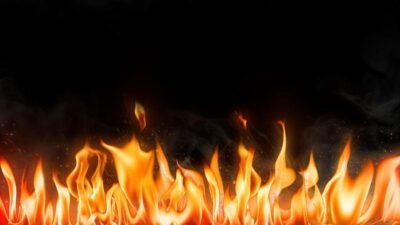 Api Membubung Tinggi, Sejumlah Kios Kayu di Pasirkoja Bandung Hancur dalam Kebakaran