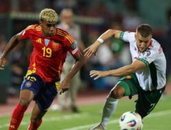 Pelatih Spanyol Terkejut dengan Terapi Selangkangan Yamal Tanpa Izin