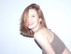 **HyunA Pingsan di Panggung, Ribuan Orang khawatirkan Kesehatannya Setelah Turun 10 kg dalam Sebulan**