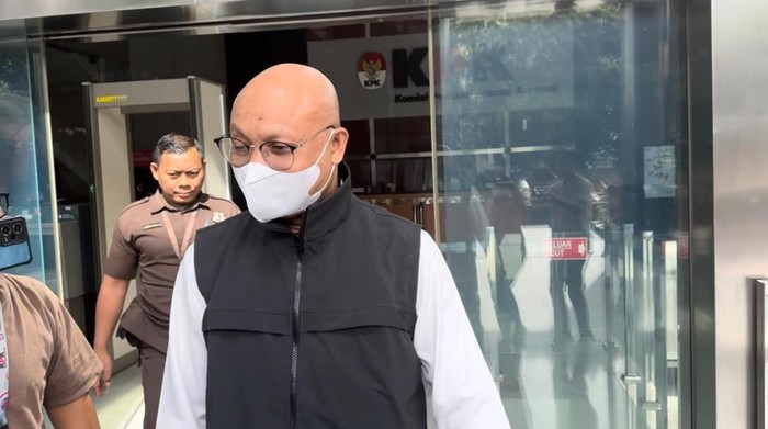 Eks Direktur Kemenag Irit Bicara, KPK Rebut Kuota Haji!