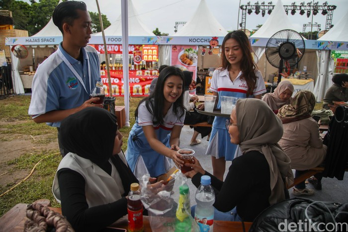 Le Minerale Hadirkan Kesegaran Aman di Tengah Riuhnya Festival - Update 1