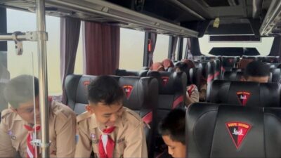Dukung Pendidikan, Brimob Polda Metro Serahkan Bus Gratis untuk Siswa Tangsel