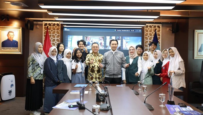 **Ibas Ajak Anak Muda Tuangkan Hormat Lewat Lomba Cerita di Hari Ayah**