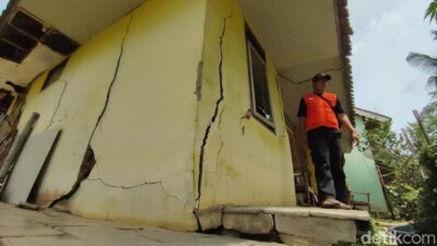 Pergerakan Tanah di 2 Dusun Ciamis: Bencana Menyebabkan Ratusan Orang Kehilangan Rumah!