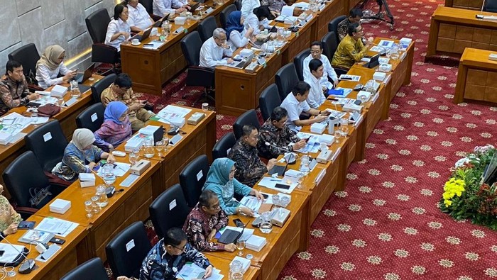 Menkes: BPJS Fokus yang Bawah Aja, Nggak Usah Cover yang Kaya-kaya!