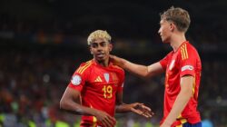**Huijsen Bantah Kebenaran Media Tentang Yamal, Bantah Perawatan Ilegal Timnas Spanyol**
