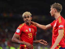 **Huijsen Bantah Kebenaran Media Tentang Yamal, Bantah Perawatan Ilegal Timnas Spanyol**