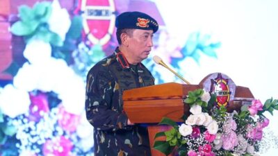 Kapolri Dorong Brimob: Paduan Hard-Soft Approach Lawan KKB di Papua!