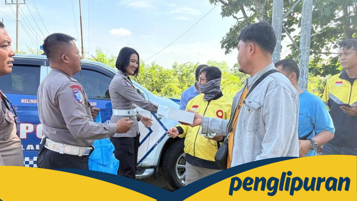 Polantas Polda Riau Berikan Sembako, Sosialisasikan Operasi Zebra 2025 di Pekanbaru